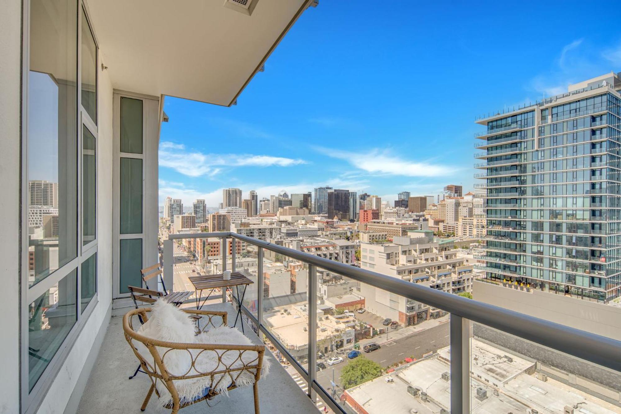 Highrise Retreats Hotel